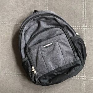 Swiss Gear 16” sling backback